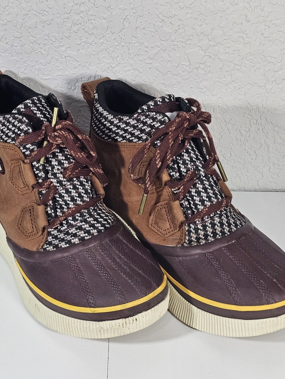 Sorel Out N About IV Classic Waterproof Duck Boot Size 8
